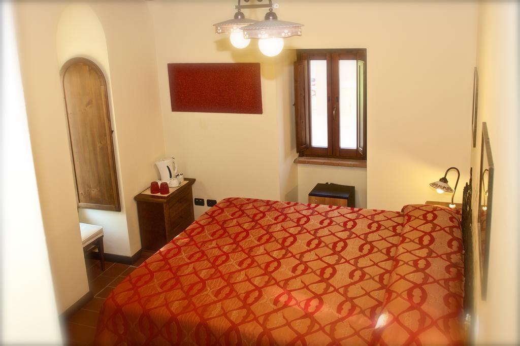 Rosso Porpora Villa Colle Umberto  Exteriör bild